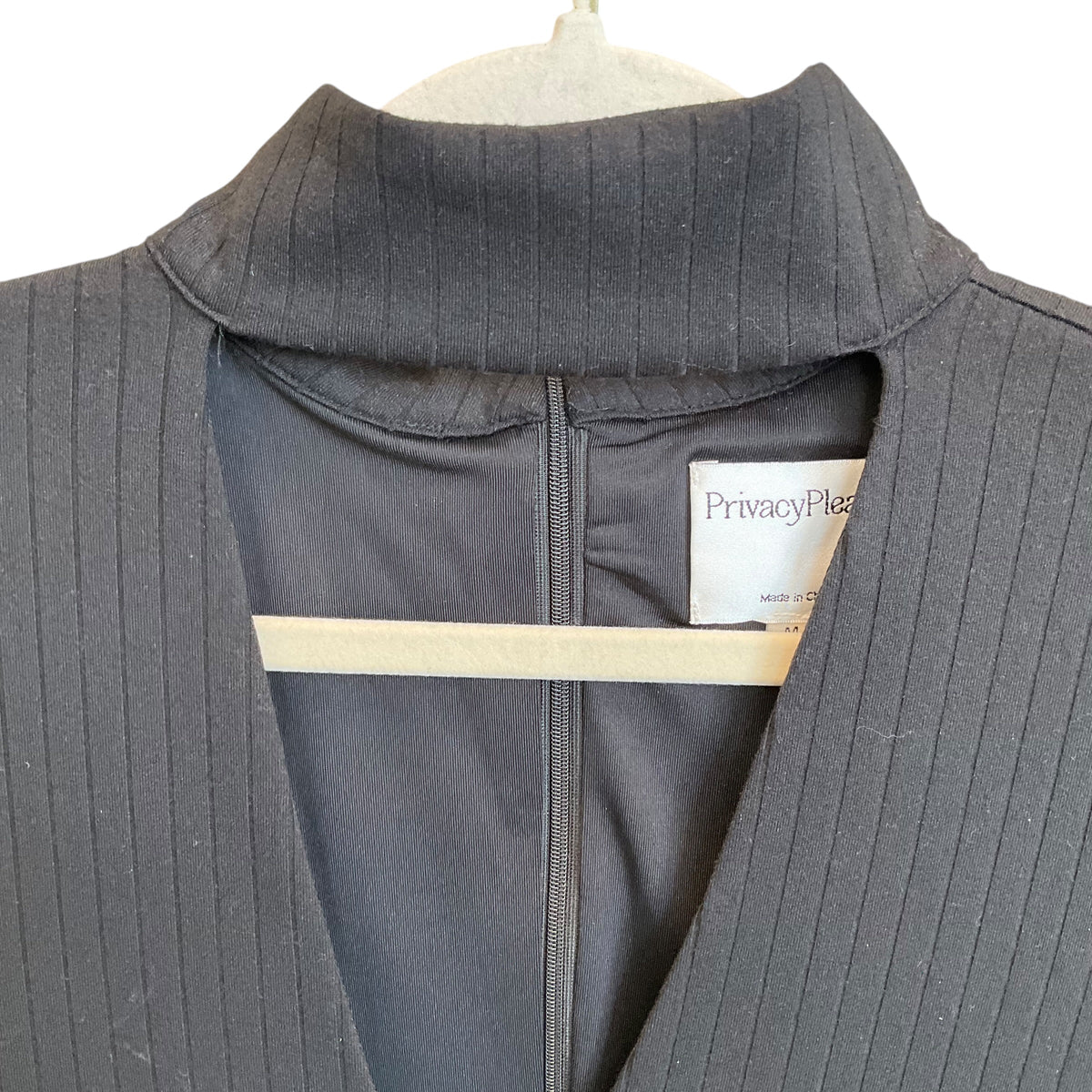 SIZE M Privacy Please Dress