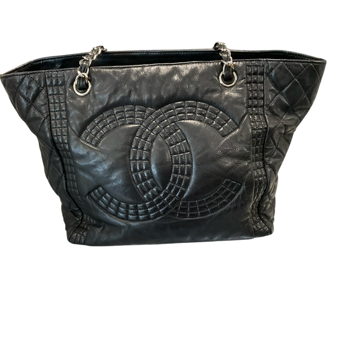 CHANEL Handbag